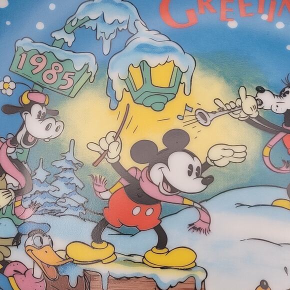 Disney Christmas Seasons Greetings 1985 First Limited Edition Collector Plate - Picture 5 of 7